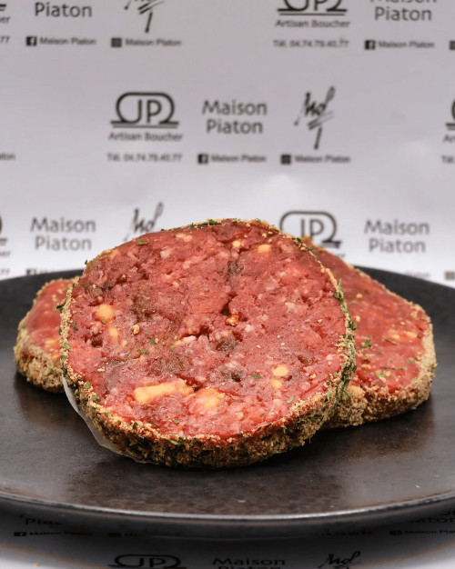 Burger cheddar fumé et oignons confits